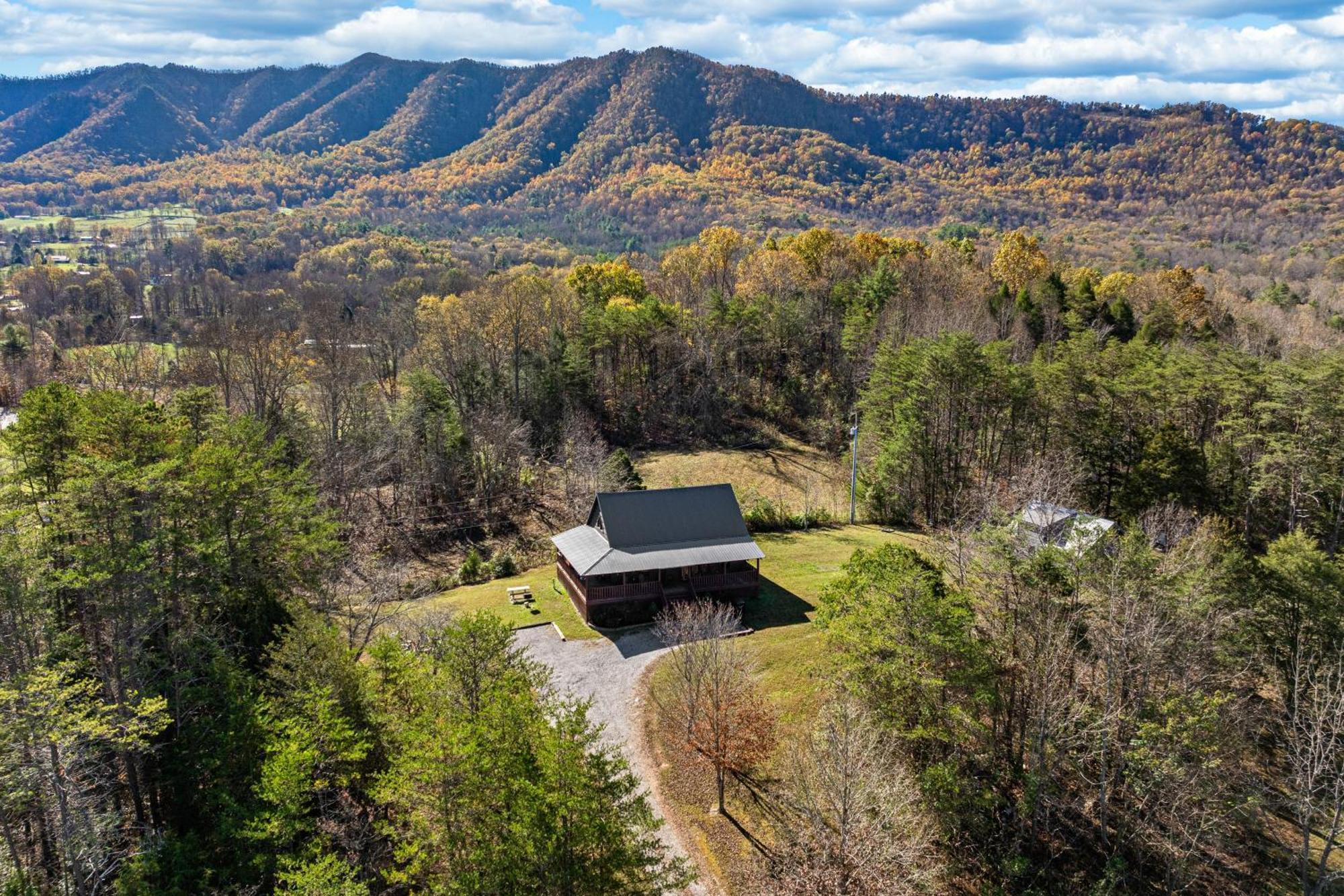 Twin Cub Lodge Tuckaleechee エクステリア 写真