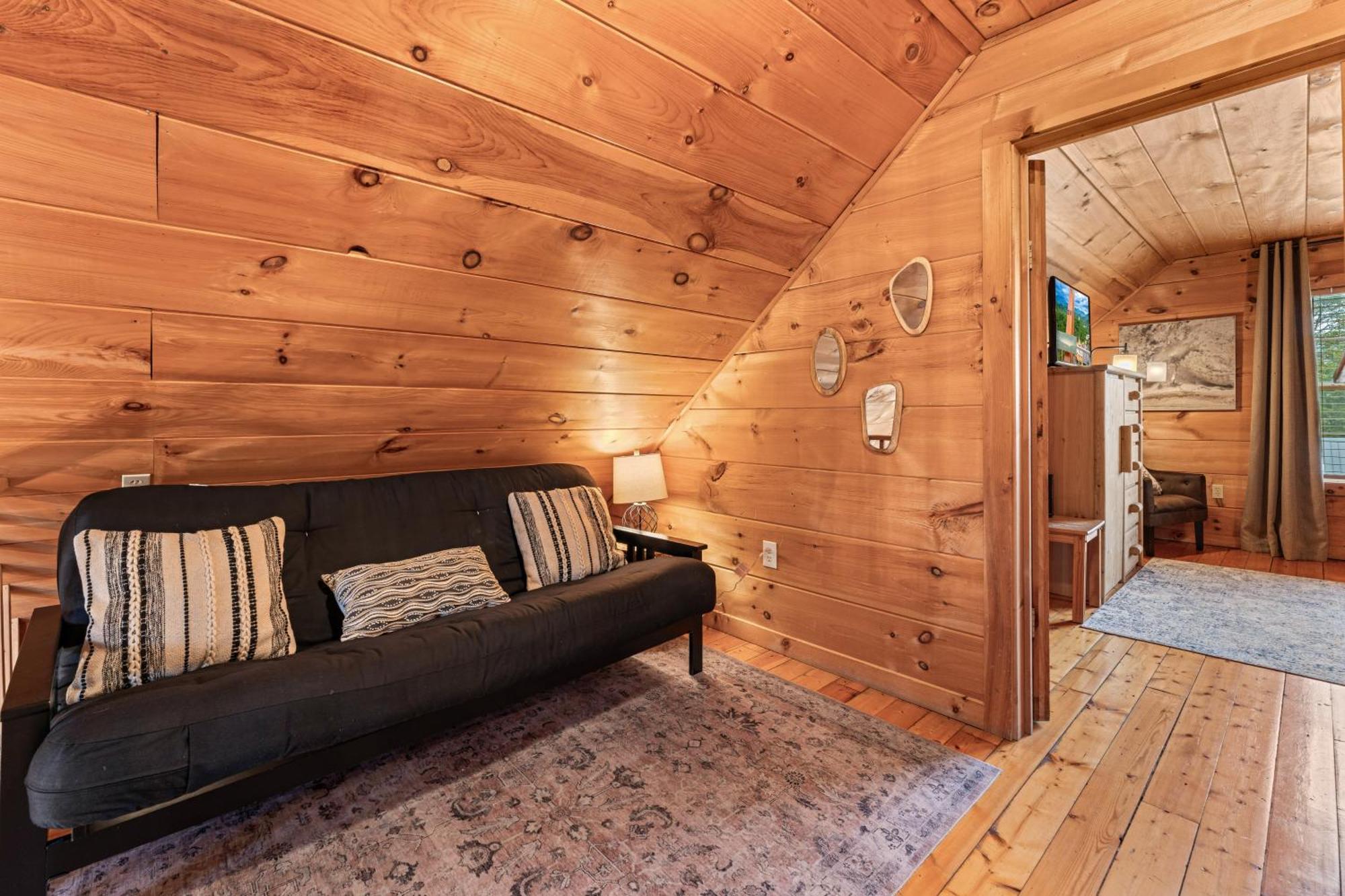 Twin Cub Lodge Tuckaleechee エクステリア 写真
